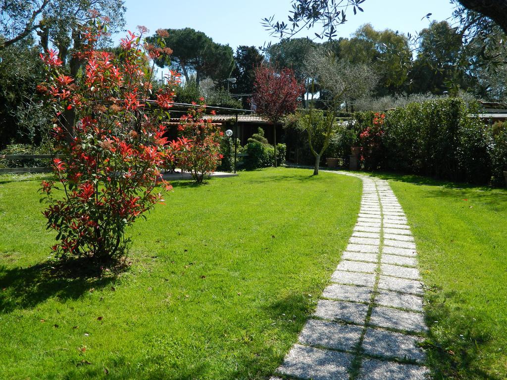 Country Apartments Castel di Decima Exterior photo