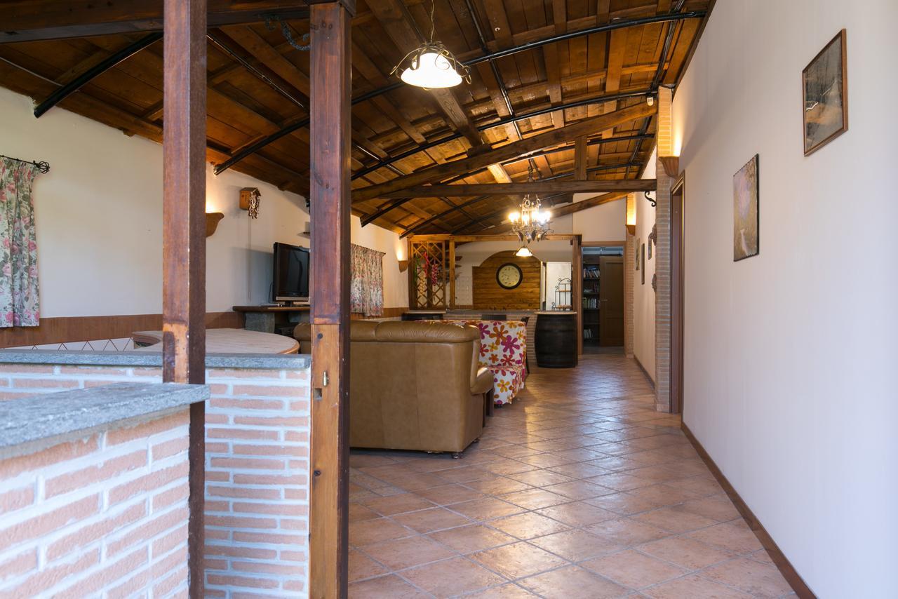 Country Apartments Castel di Decima Exterior photo